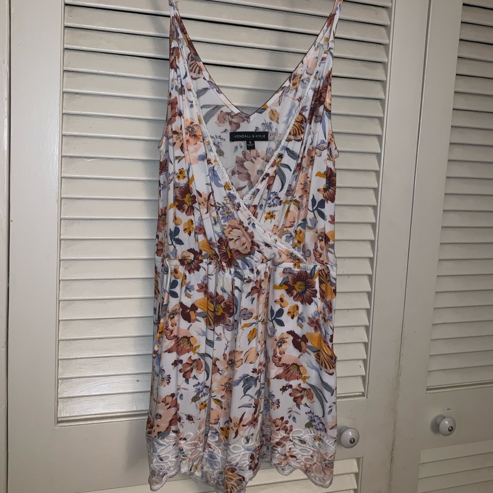 Pacsun- Kendall&Kylie floral Romper